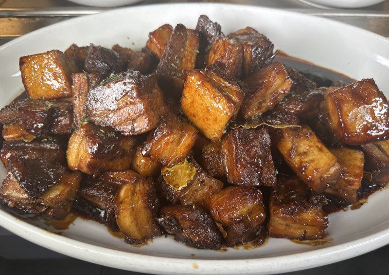 紅燒五花肉 / Braised pork belly